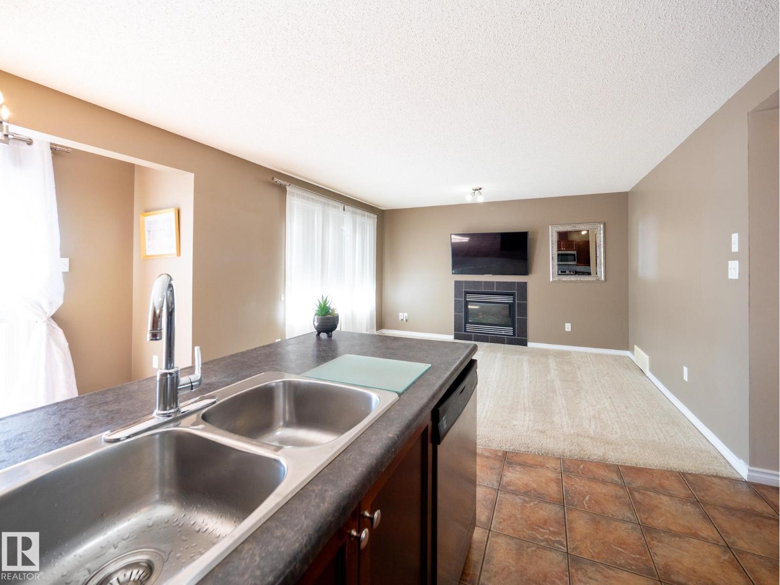 3617 WHITELAW BAY BA NW, Edmonton