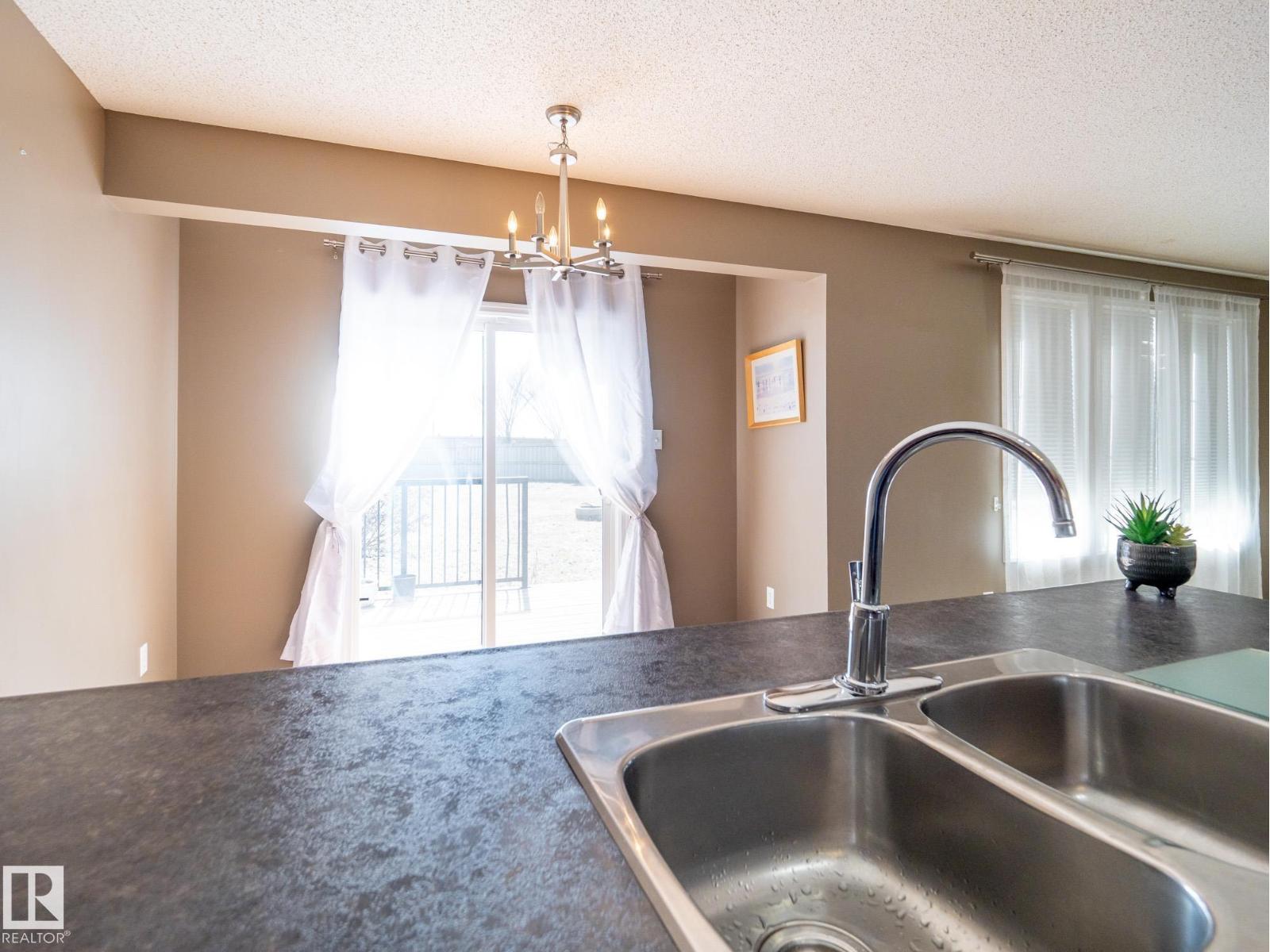 3617 WHITELAW BAY BA NW, Edmonton