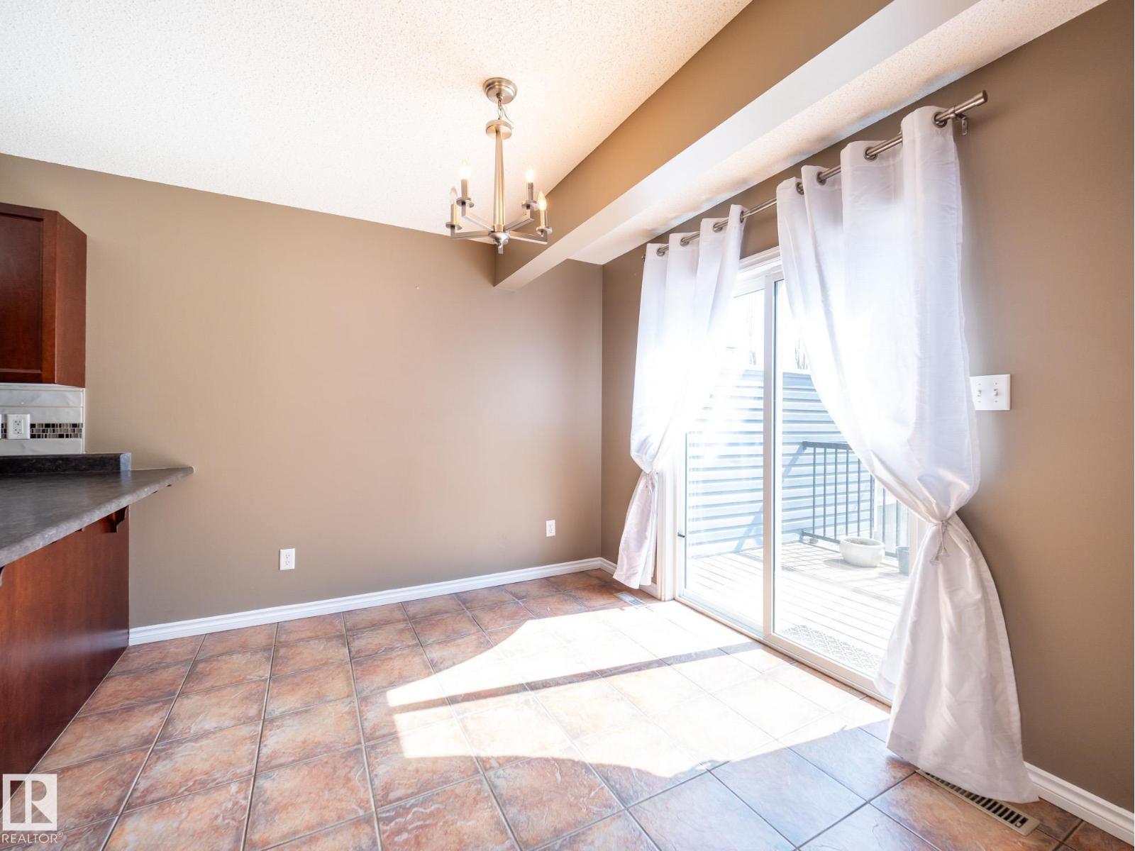 3617 WHITELAW BAY BA NW, Edmonton