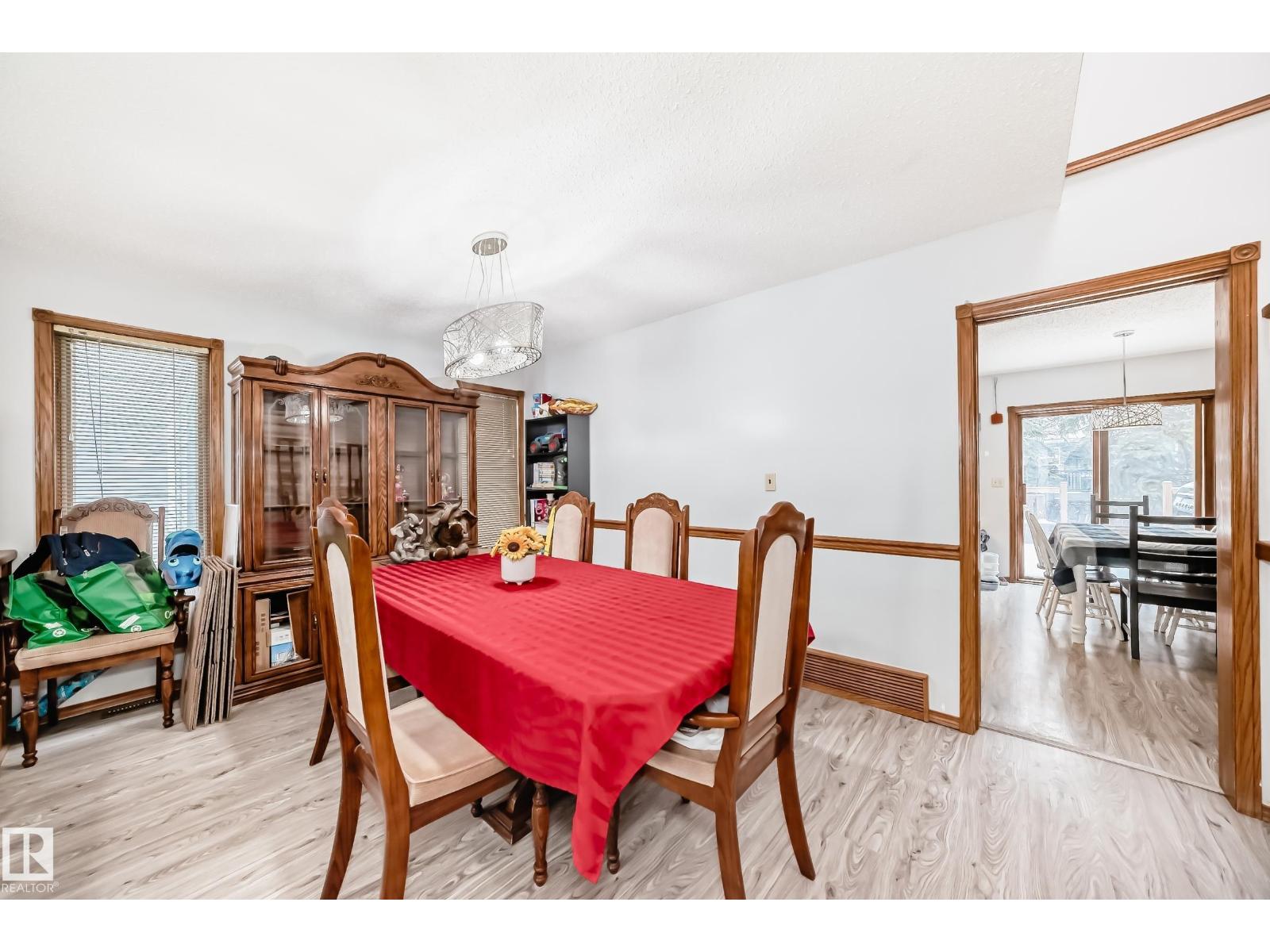 9 KIRKLEES RD, Sherwood Park