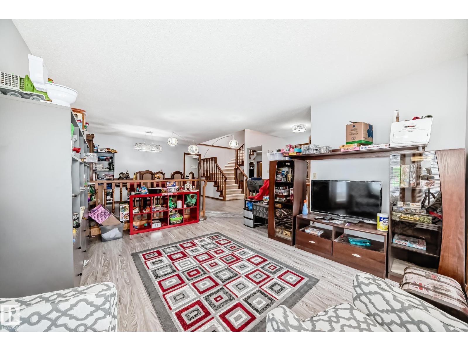 9 KIRKLEES RD, Sherwood Park