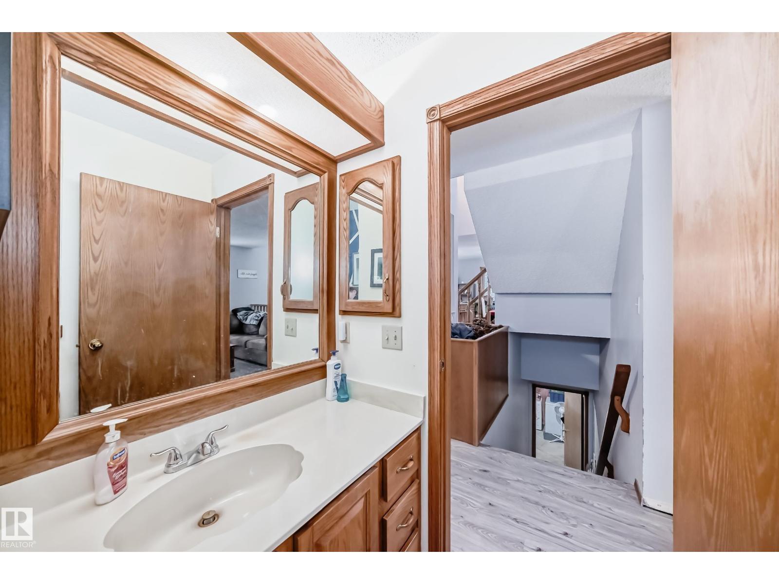 9 KIRKLEES RD, Sherwood Park