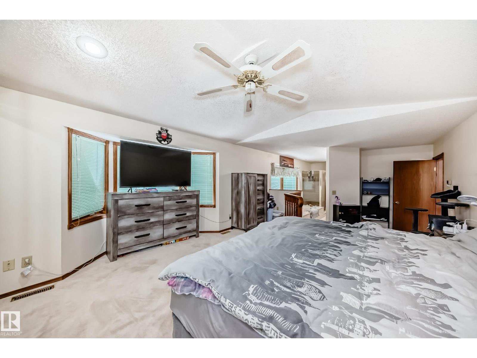 9 KIRKLEES RD, Sherwood Park