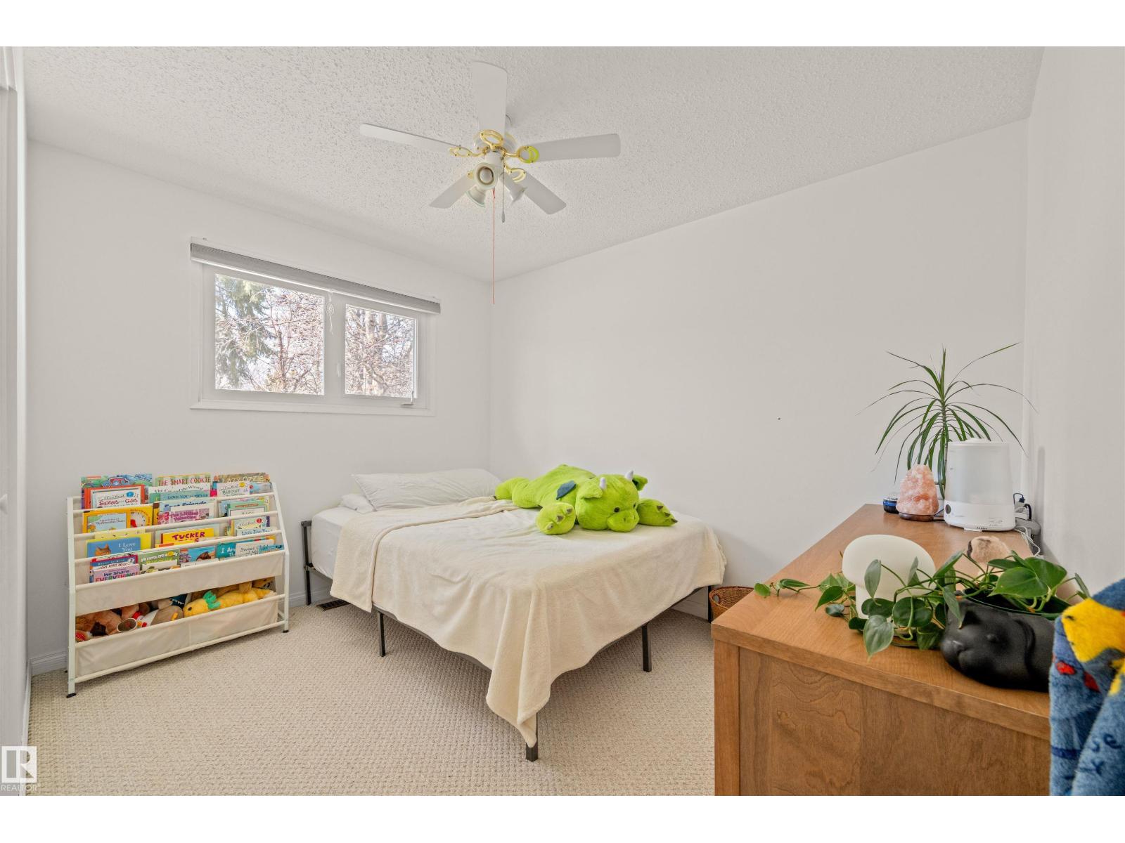 2008 89 ST NW, Edmonton