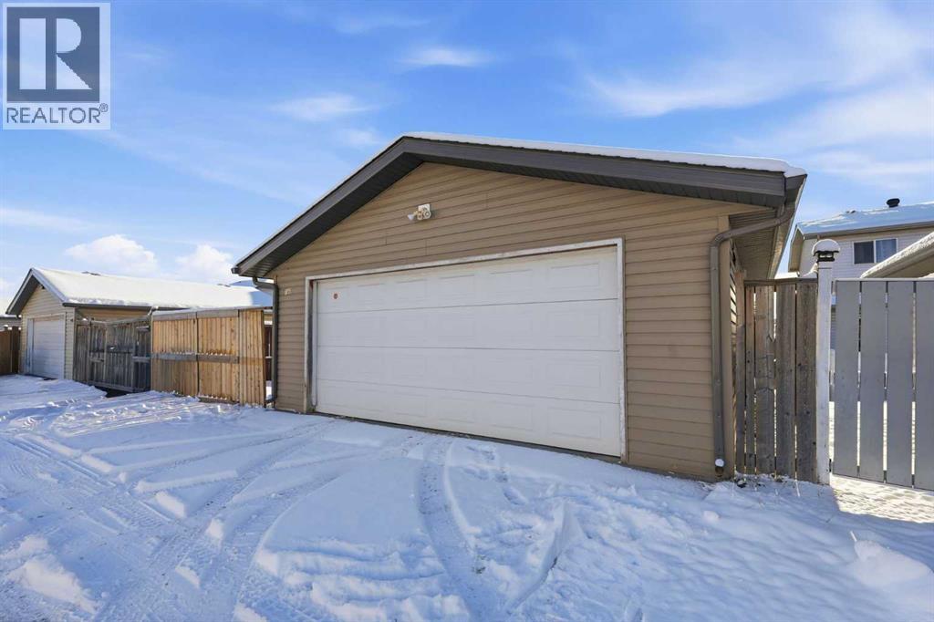 Single Family House for Sale in  Taradale Drive NE Taradale Calgary 
