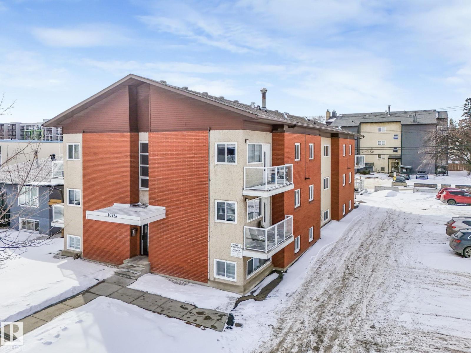 #9 10724 115 ST NW, Edmonton