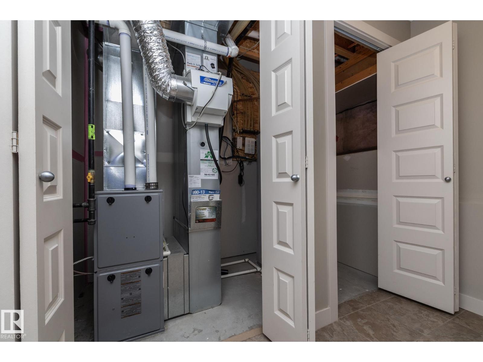 1403 CUNNINGHAM DR SW, Edmonton