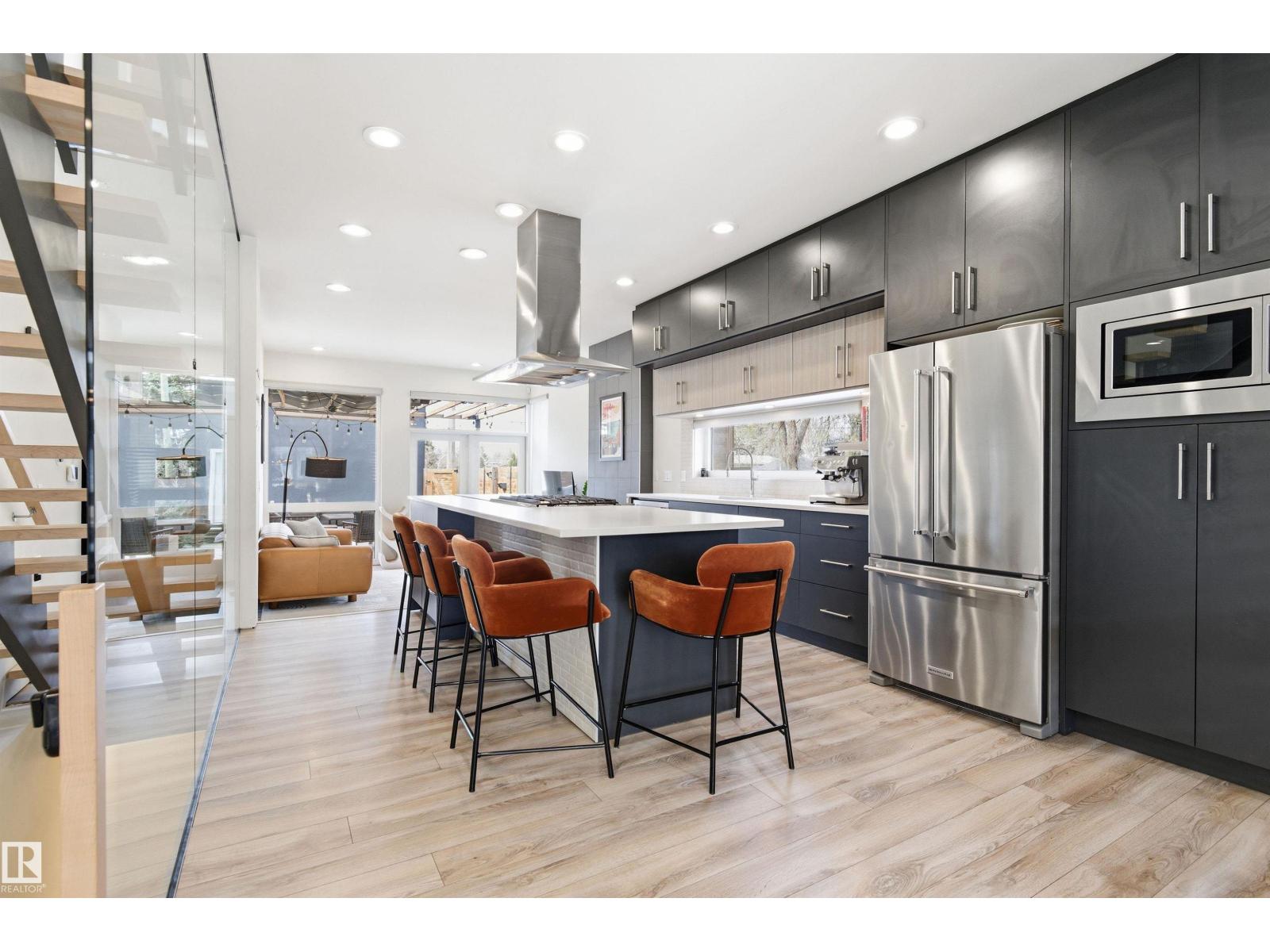 10550 130 ST NW, Edmonton