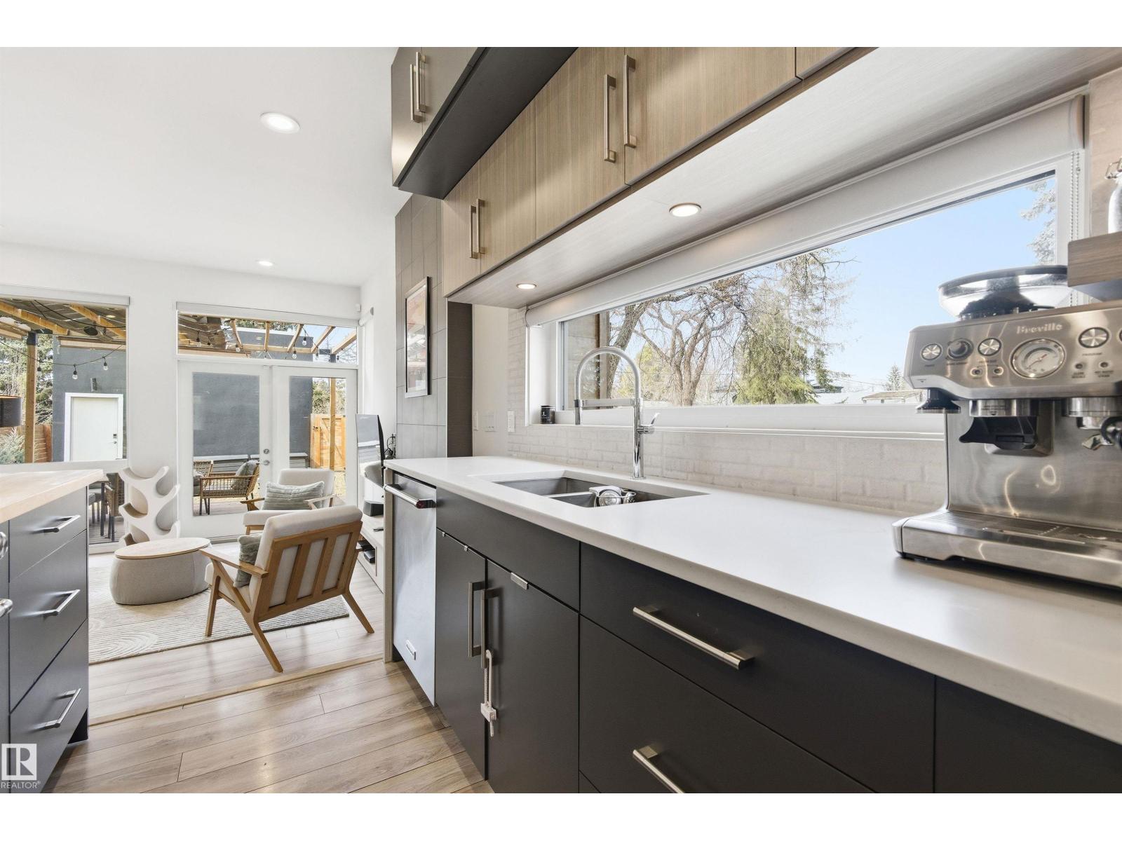 10550 130 ST NW, Edmonton