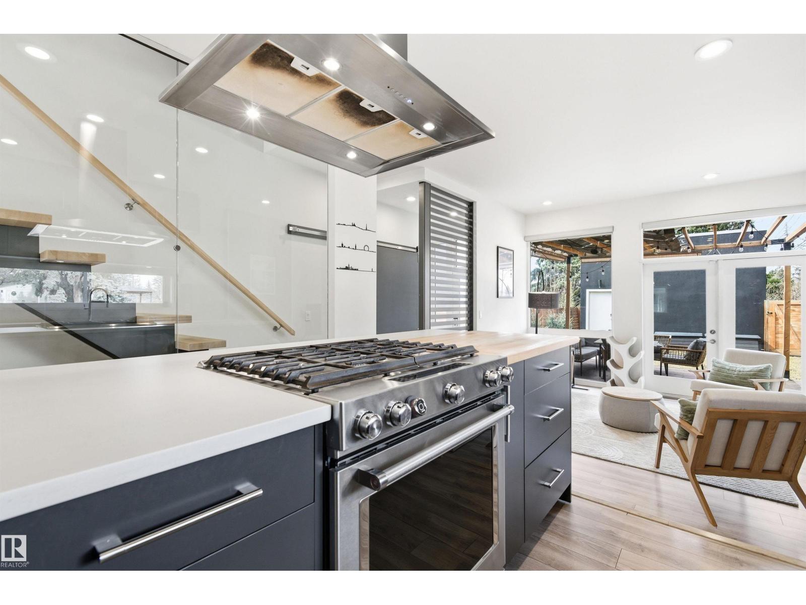 10550 130 ST NW, Edmonton