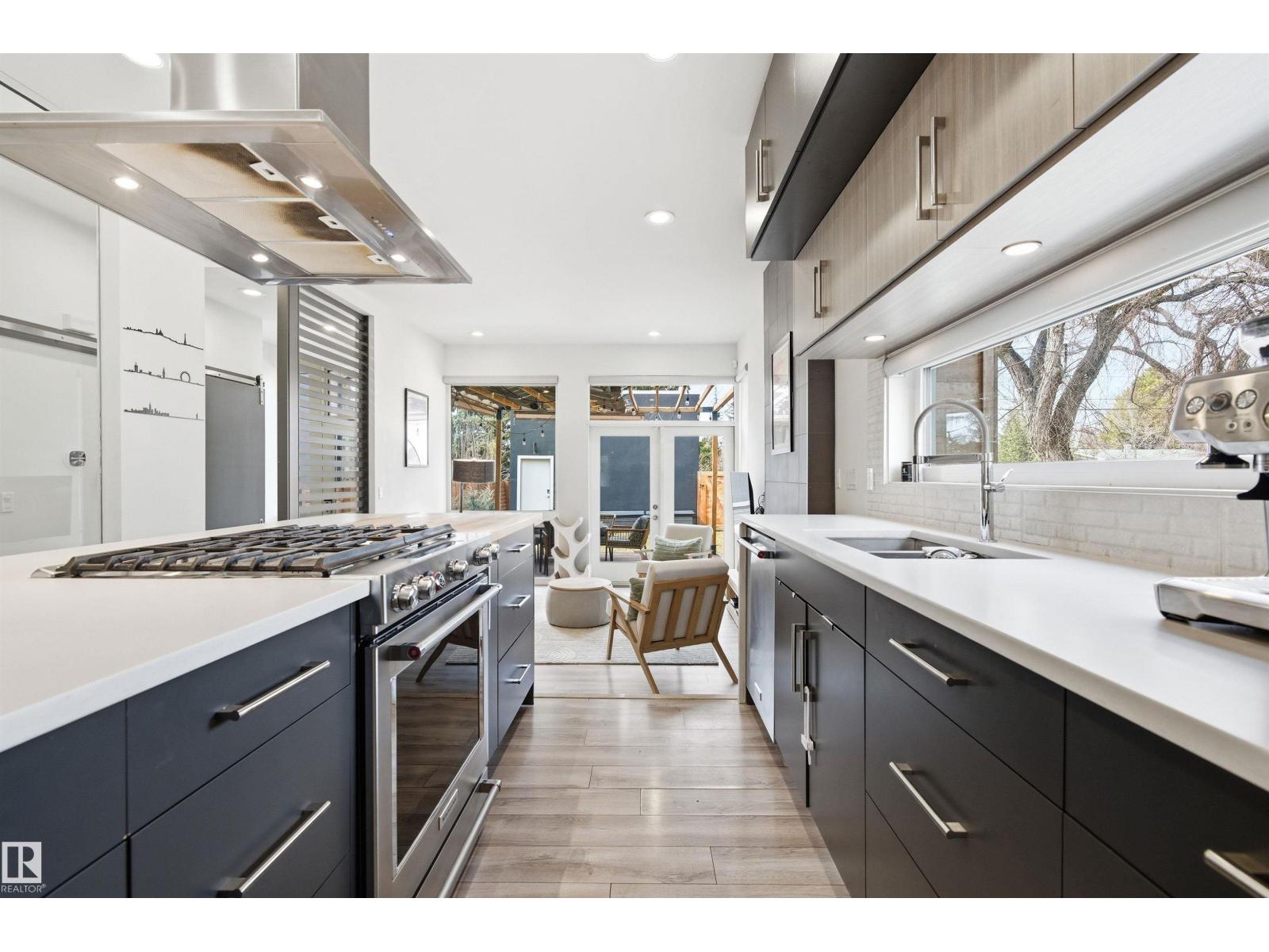 10550 130 ST NW, Edmonton