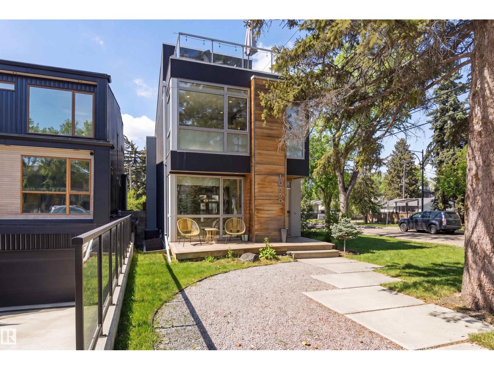 10550 130 ST NW, Edmonton