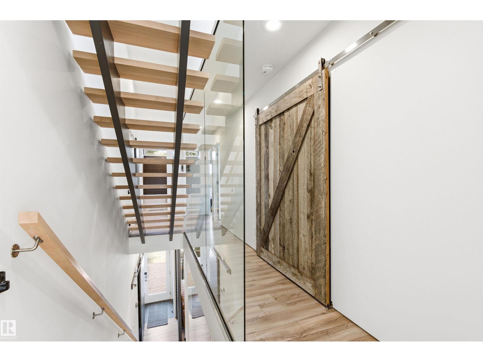 10550 130 ST NW, Edmonton