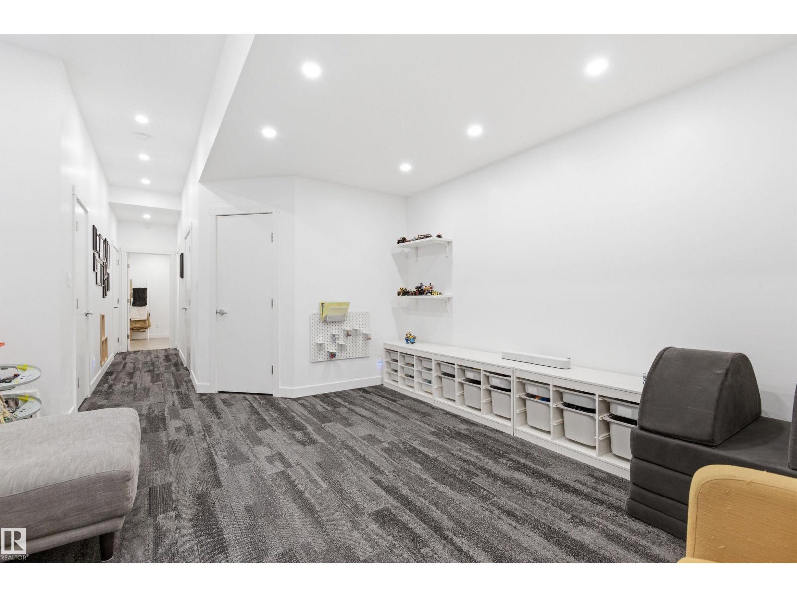 10550 130 ST NW, Edmonton