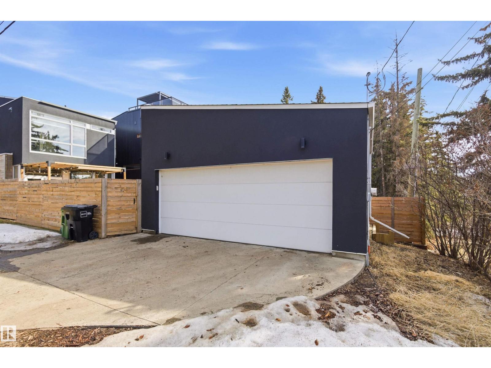 10550 130 ST NW, Edmonton