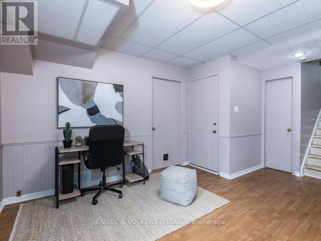 31 CASTLEGREEN PRIVATE — photo 22