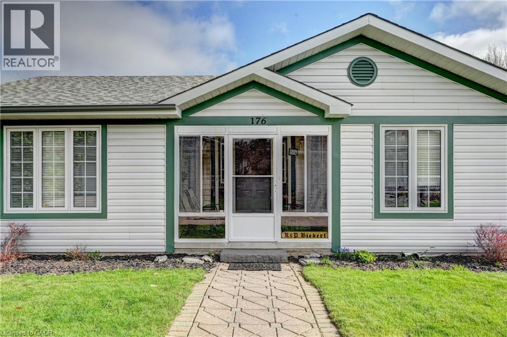 176 WESLEY Crescent, Waterloo, Ontario N2J4G8 - Photo 3