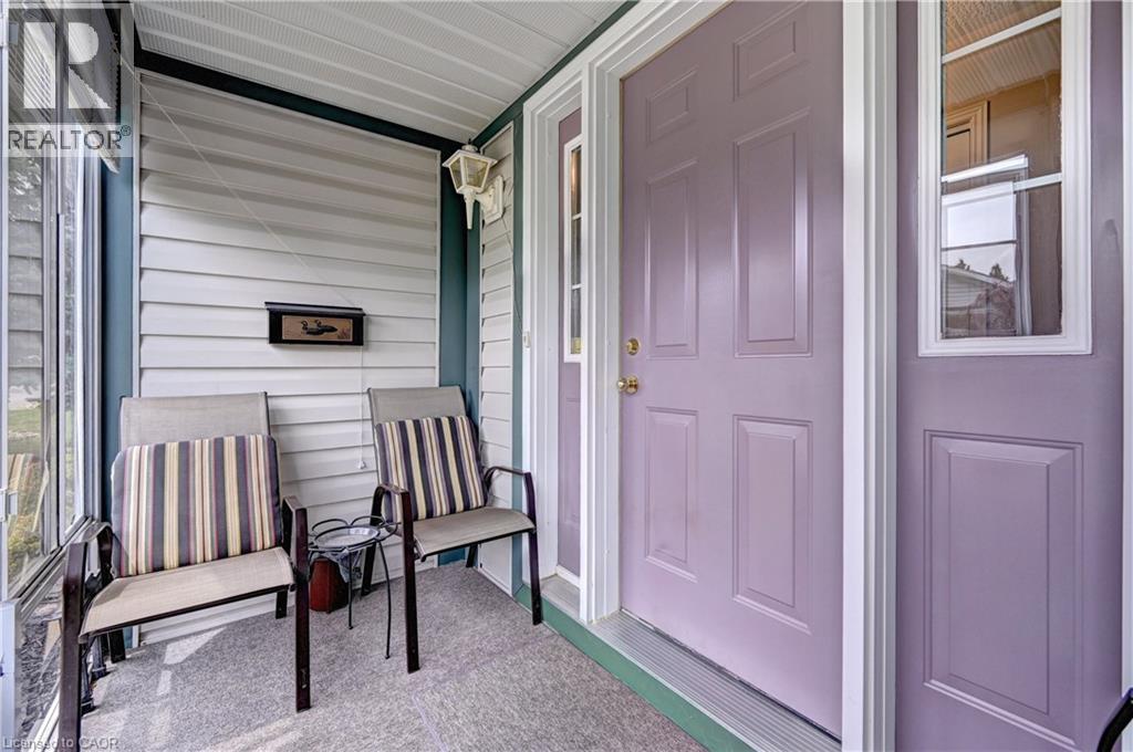 176 WESLEY Crescent, Waterloo, Ontario N2J4G8 - Photo 5