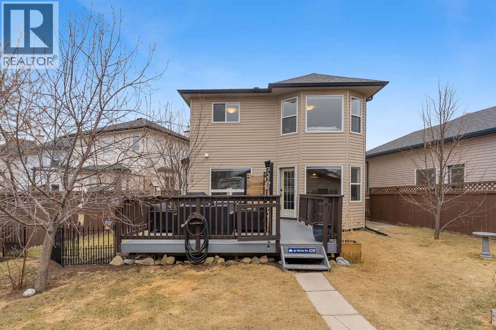 Single Family House for Sale in  Covewood Green NE Country Hills Calgary 