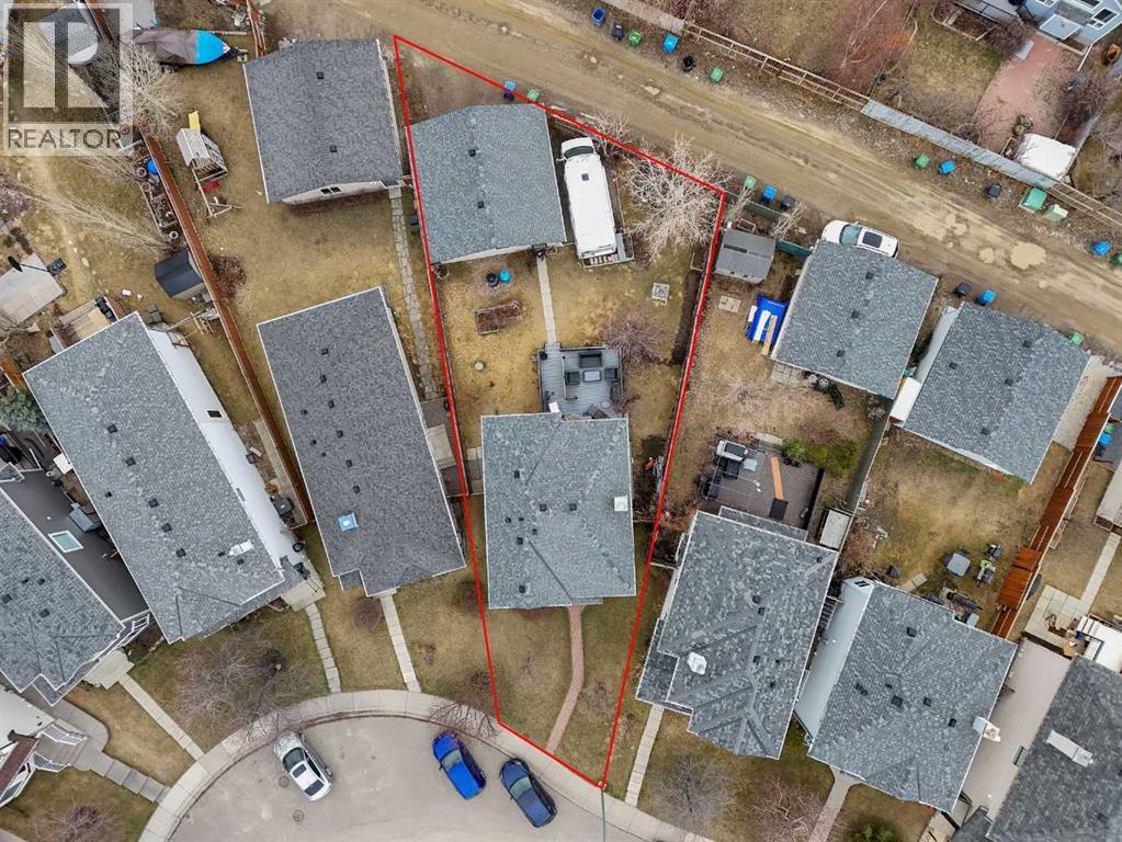 Single Family House for Sale in  Covewood Green NE Country Hills Calgary 