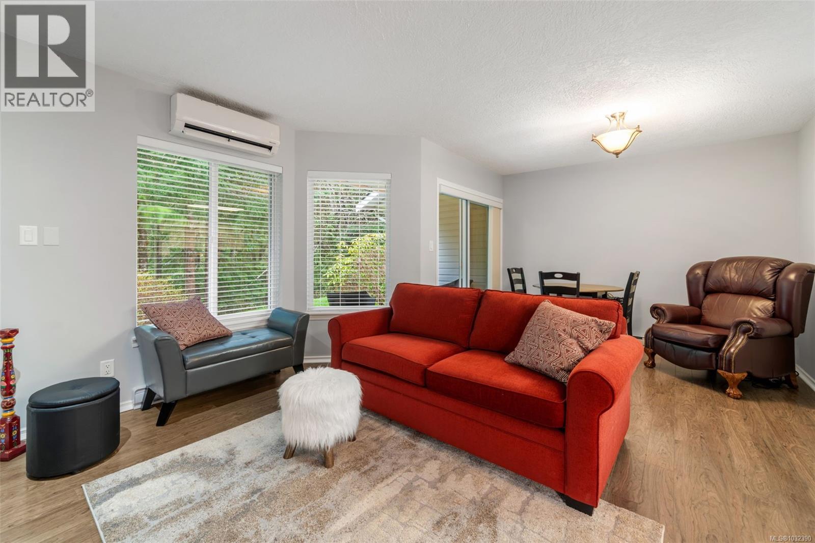 #8 300 Grosskleg Way - 11