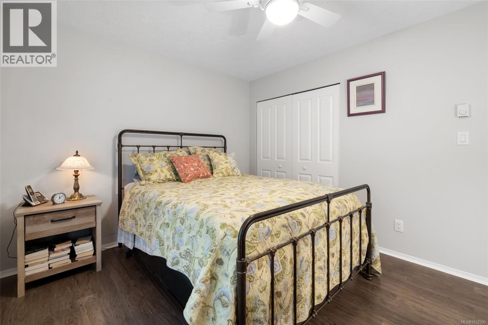 #8 300 Grosskleg Way - 20