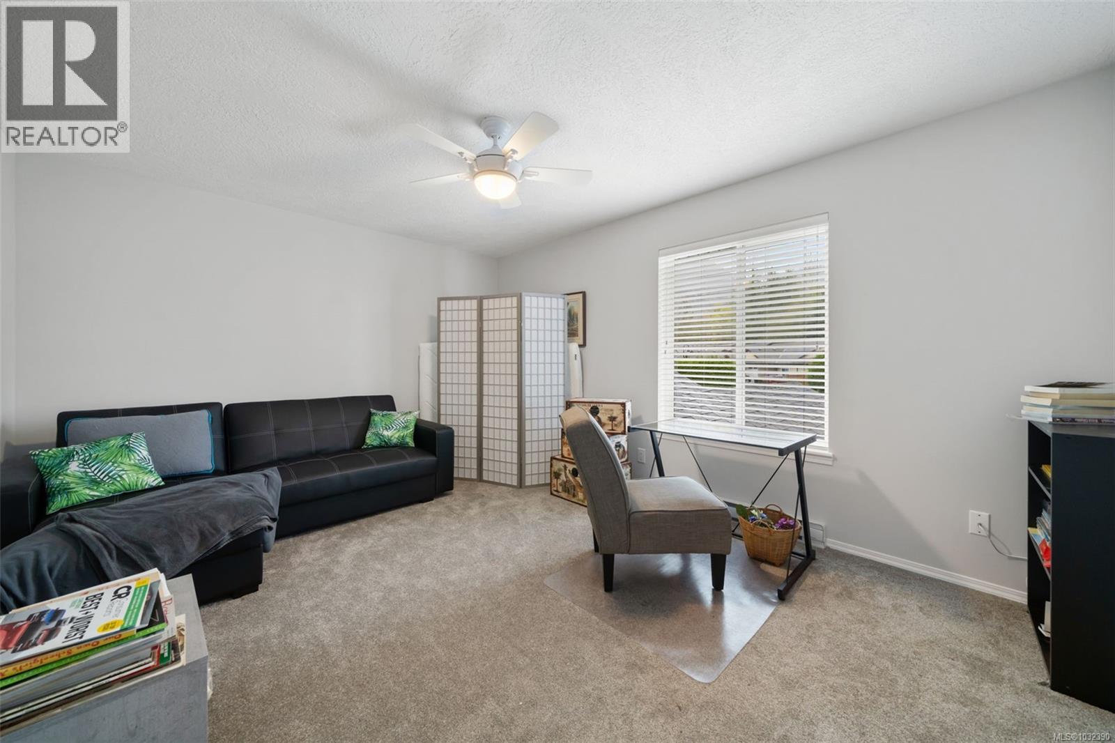 #8 300 Grosskleg Way - 21