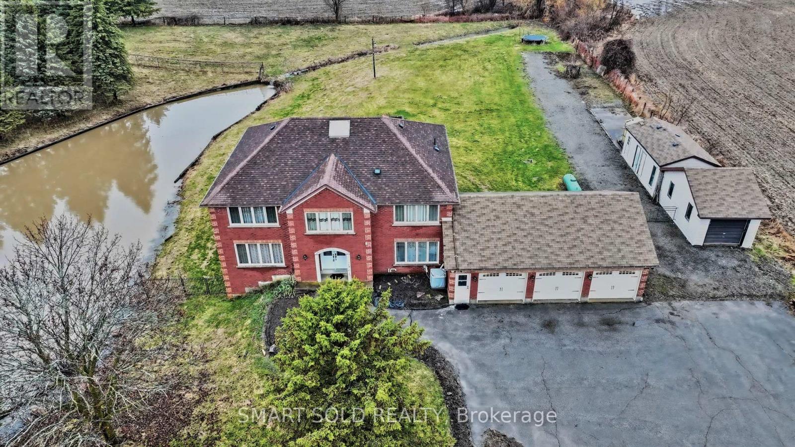 1008 MOUNT ALBERT ROAD — photo 43
