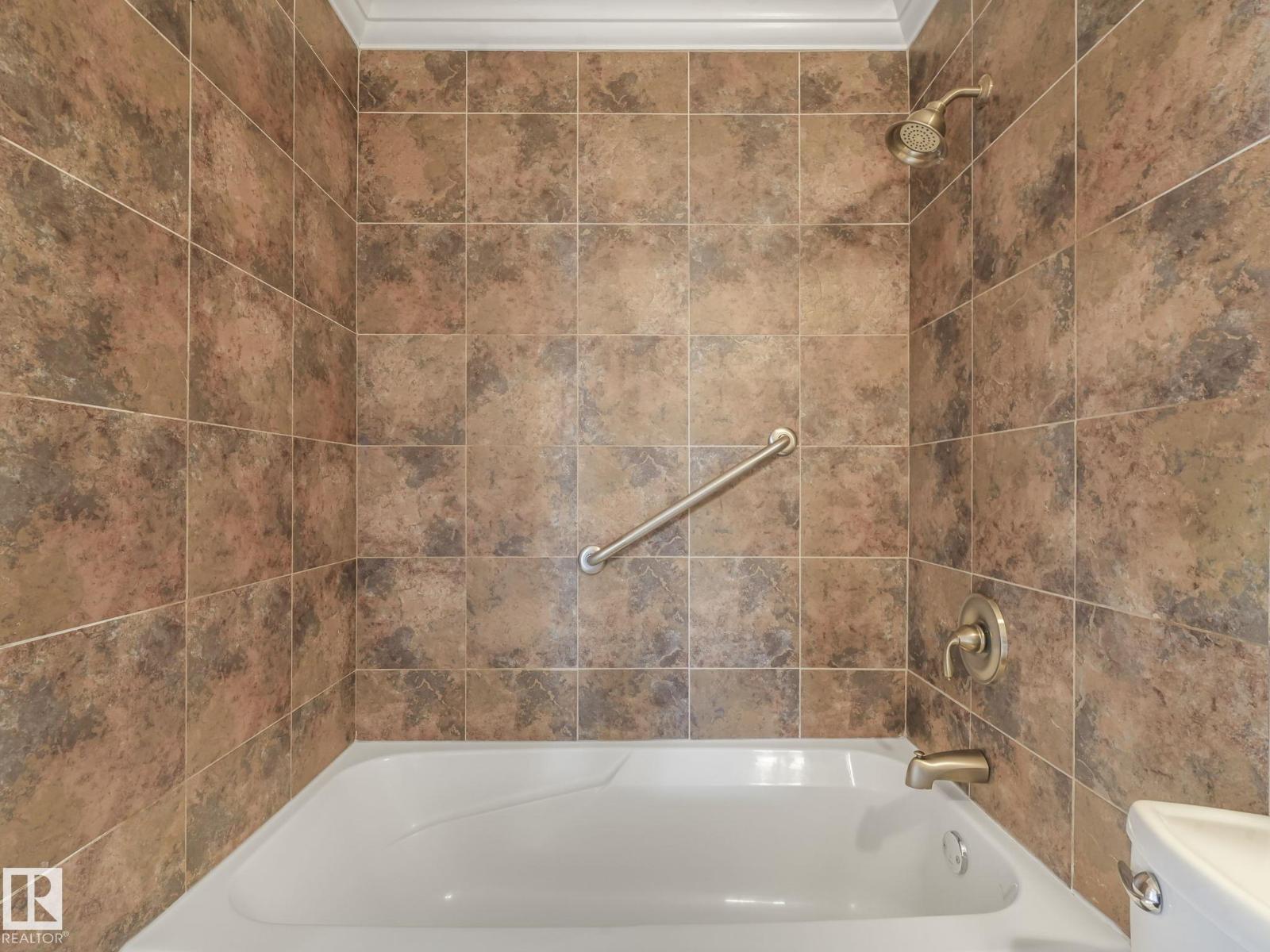 #15 10724 115 ST NW, Edmonton