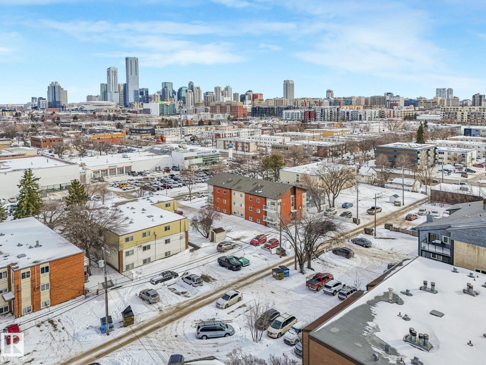 #15 10724 115 ST NW, Edmonton