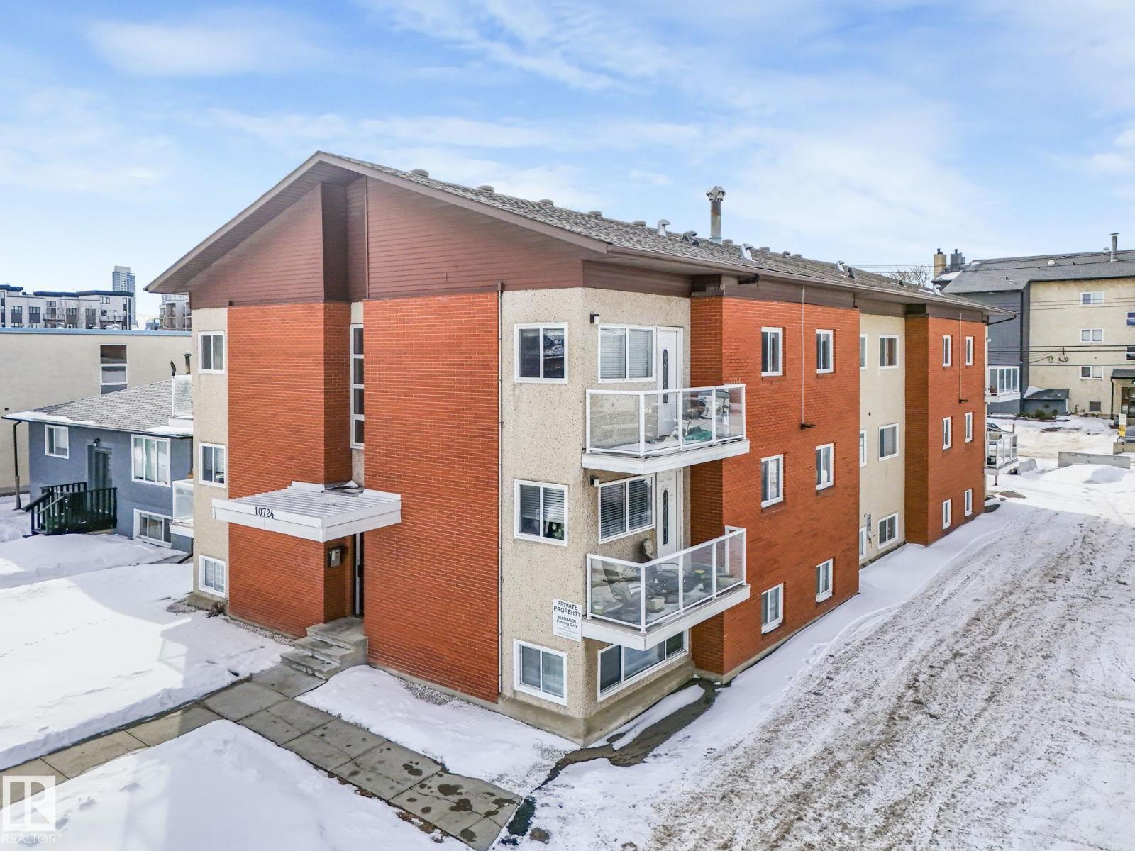 #15 10724 115 ST NW, Edmonton