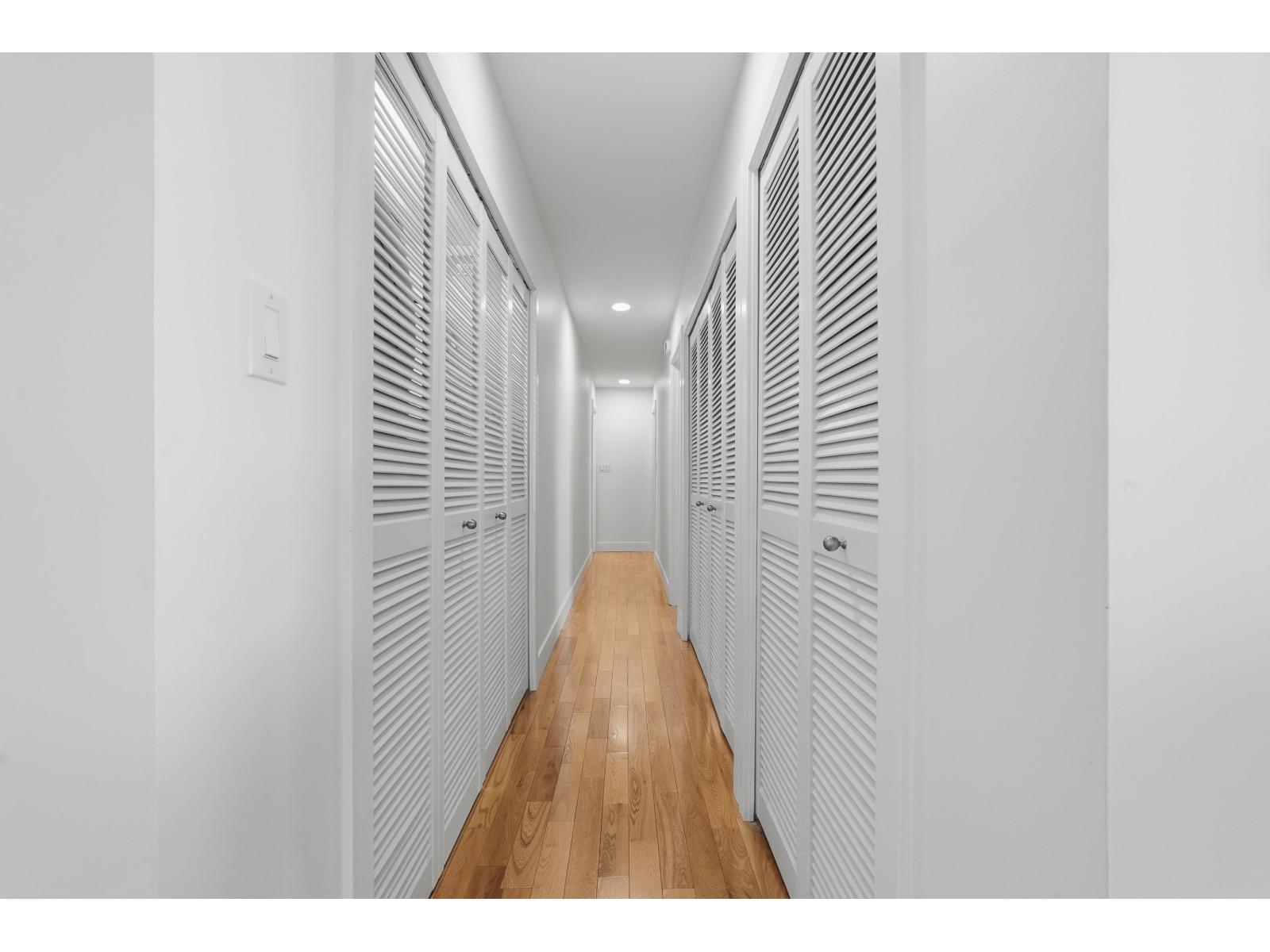 301 15041 PROSPECT AVENUE, White Rock