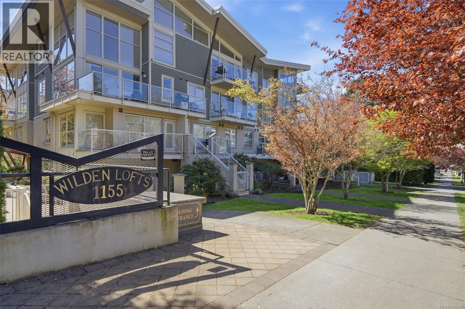 206 1155 Yates Street, Victoria