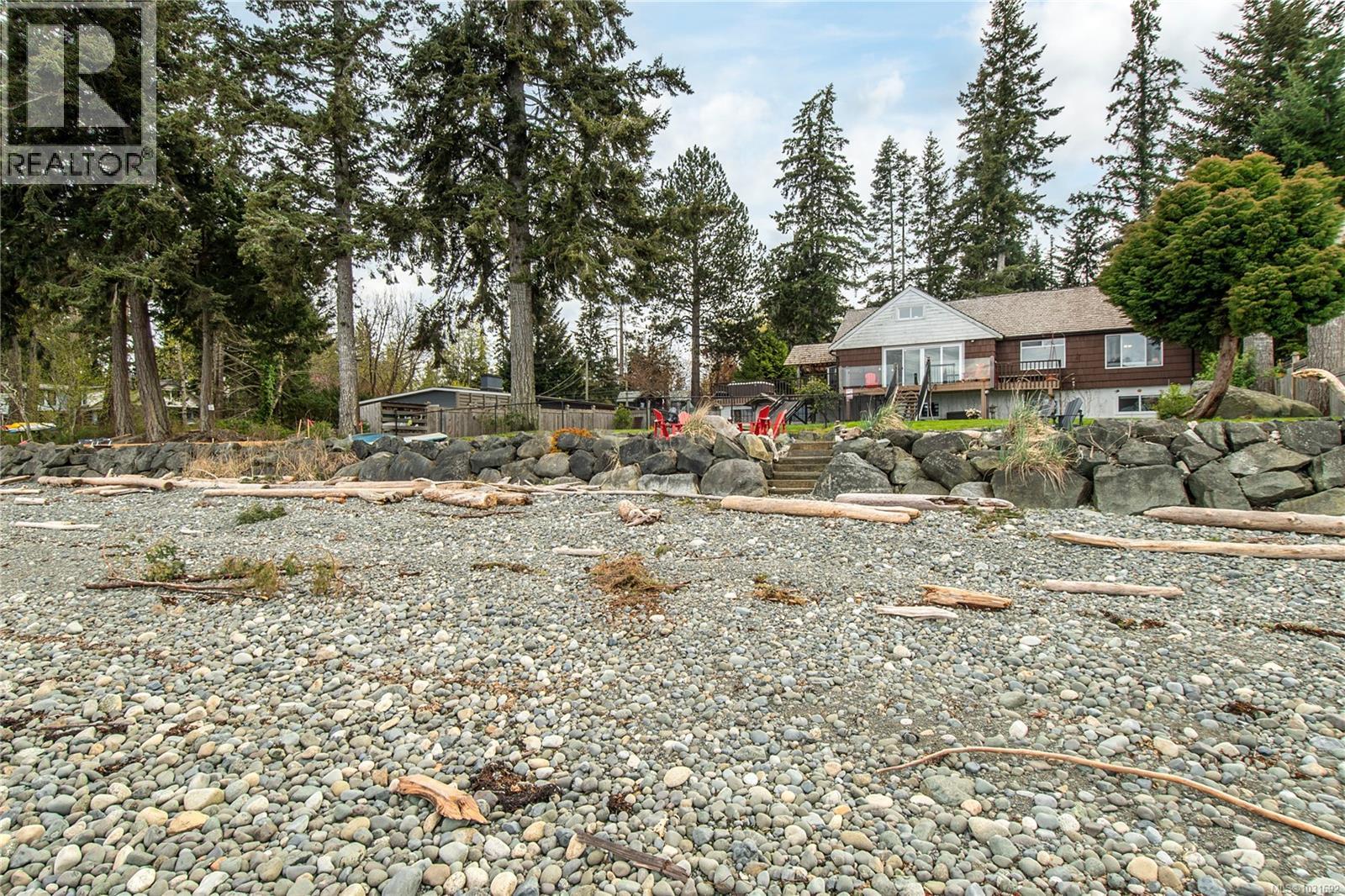 4123 ISLAND HWY S - 60