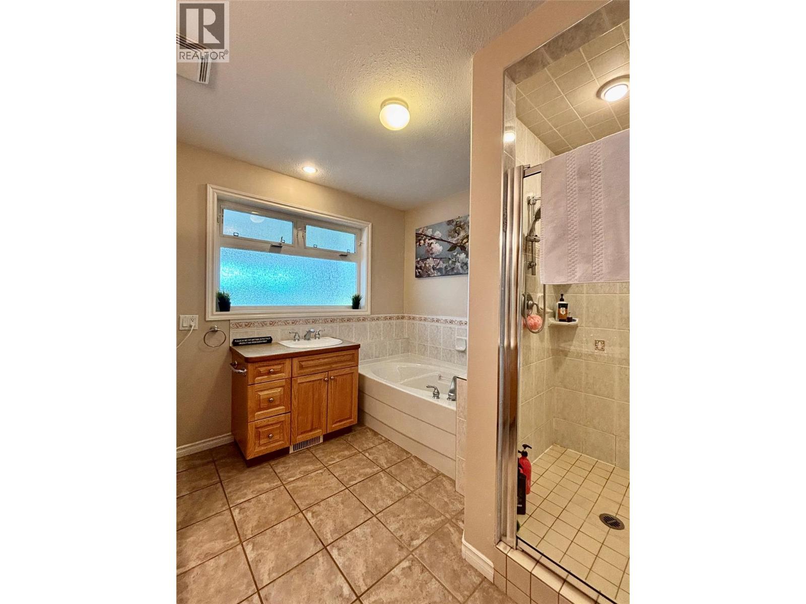 3855 Turner Road, Tappen