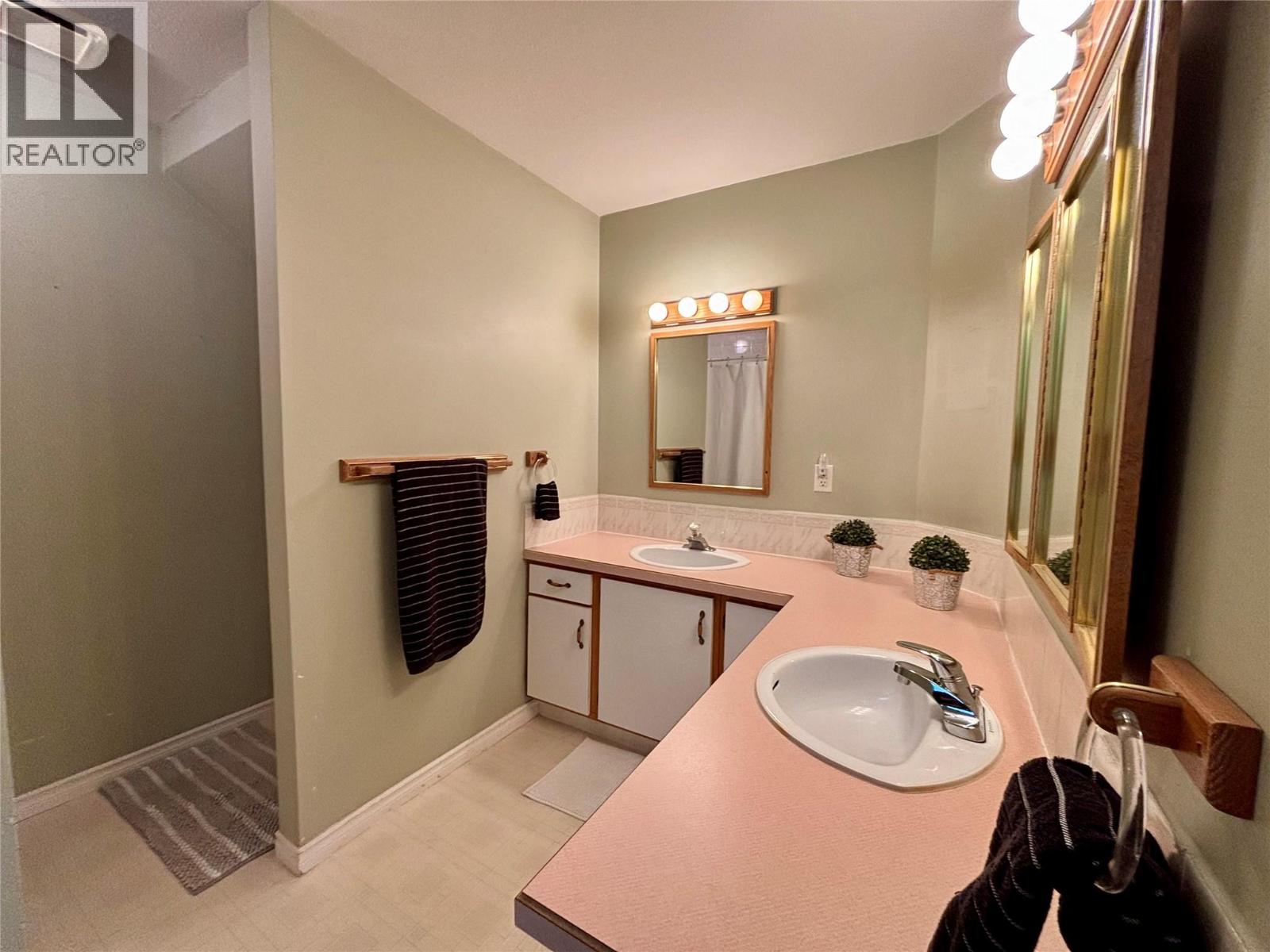 3855 Turner Road, Tappen