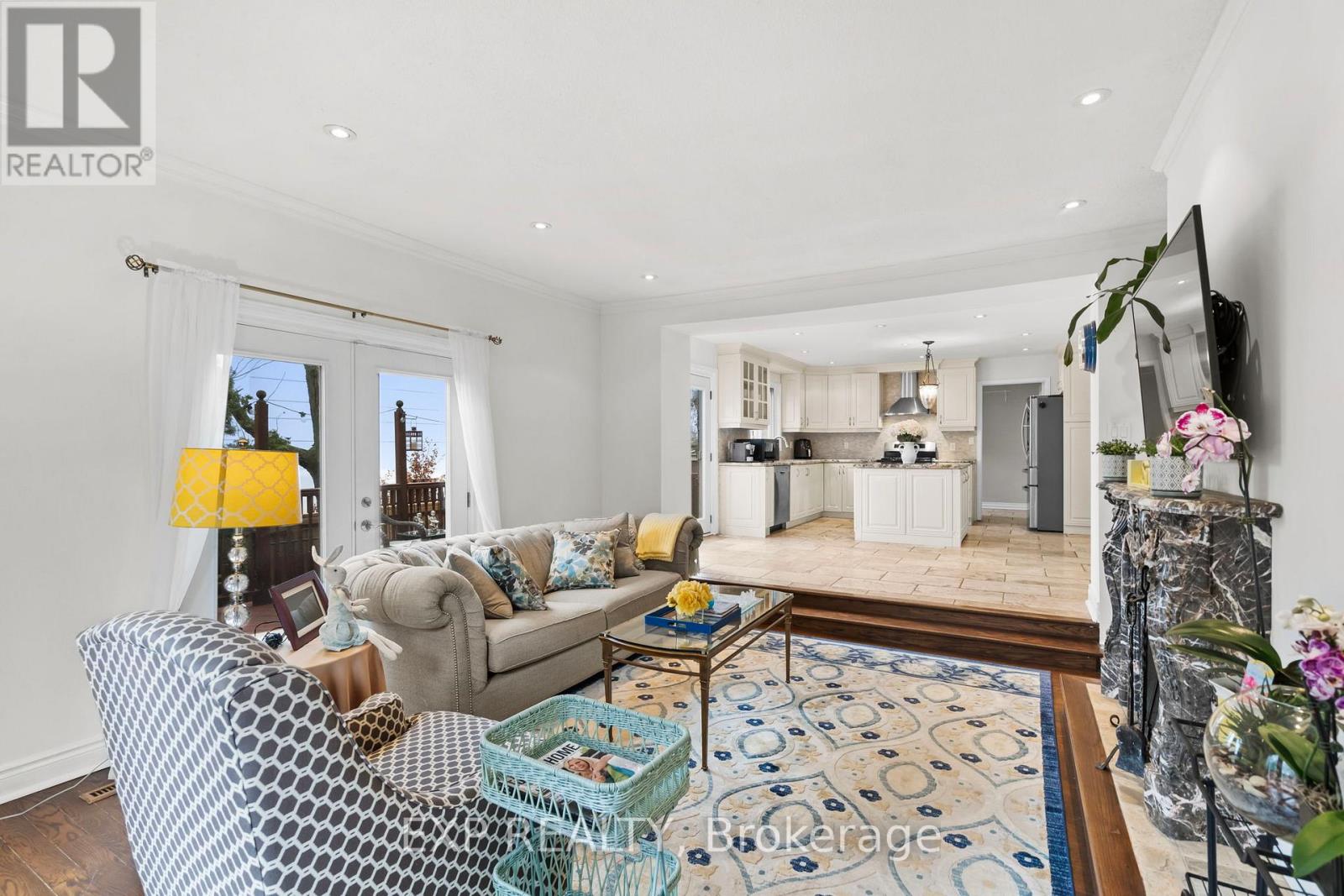 89 WINDERMERE CRESCENT - 14