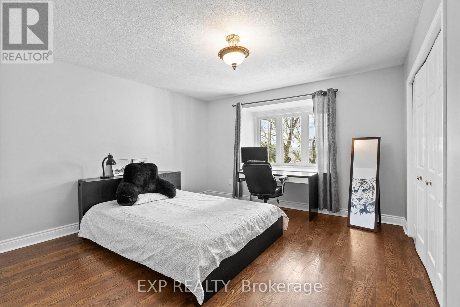 89 WINDERMERE CRESCENT - 22