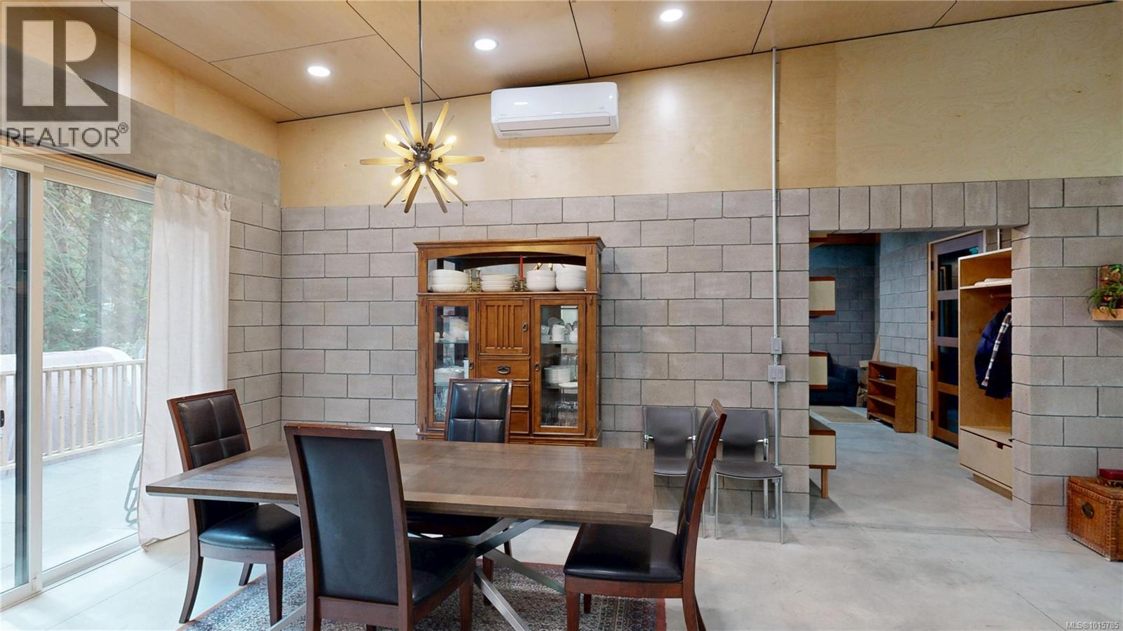 362 Spruce Ave - 11