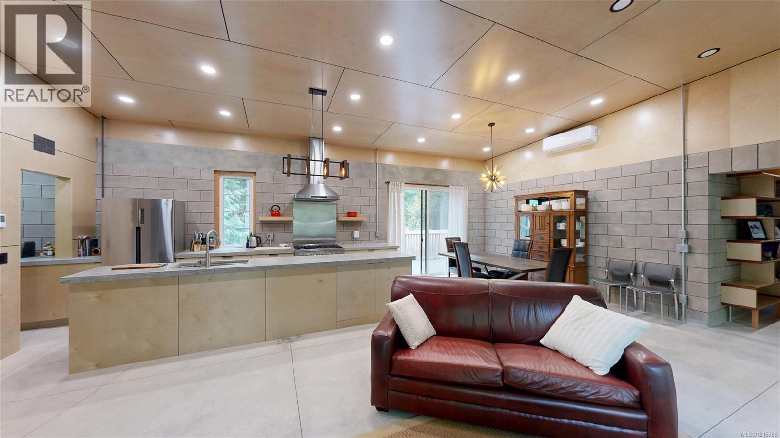 362 Spruce Ave - 6