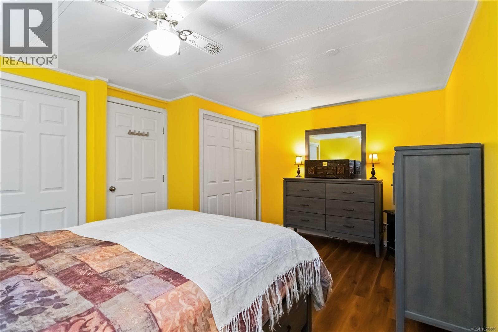 #4 5838 BLYTHWOOD RD - 15