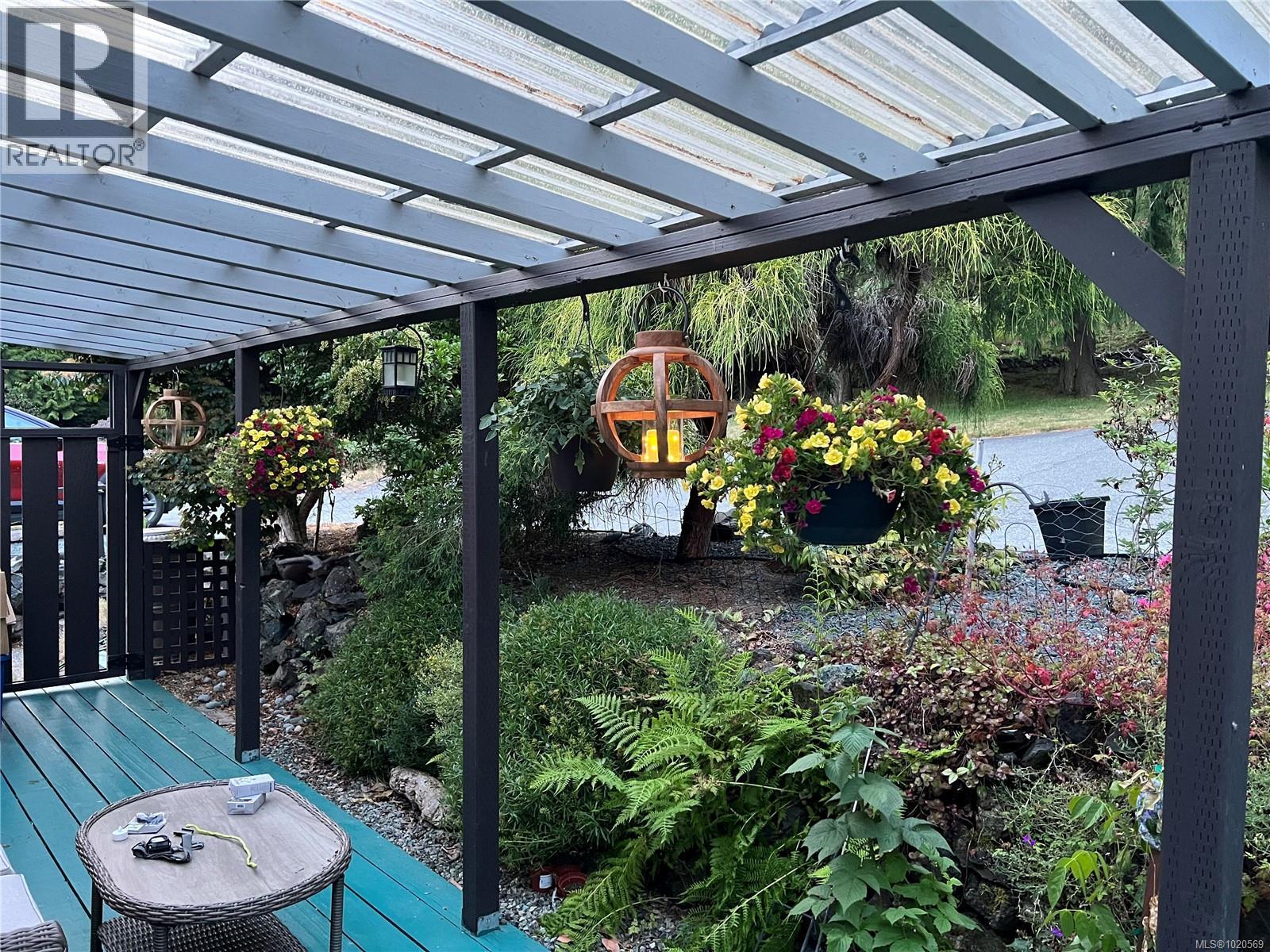 #4 5838 BLYTHWOOD RD - 24