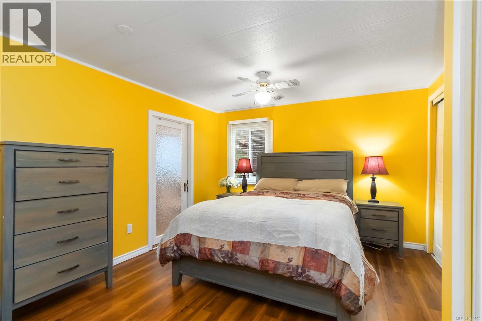 #4 5838 BLYTHWOOD RD - 13