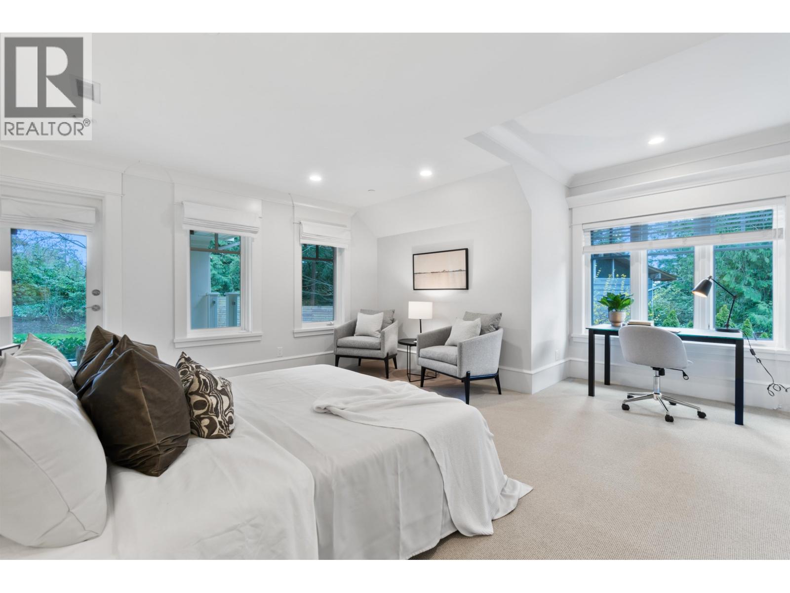 6105 GLENEAGLES DRIVE, West Vancouver