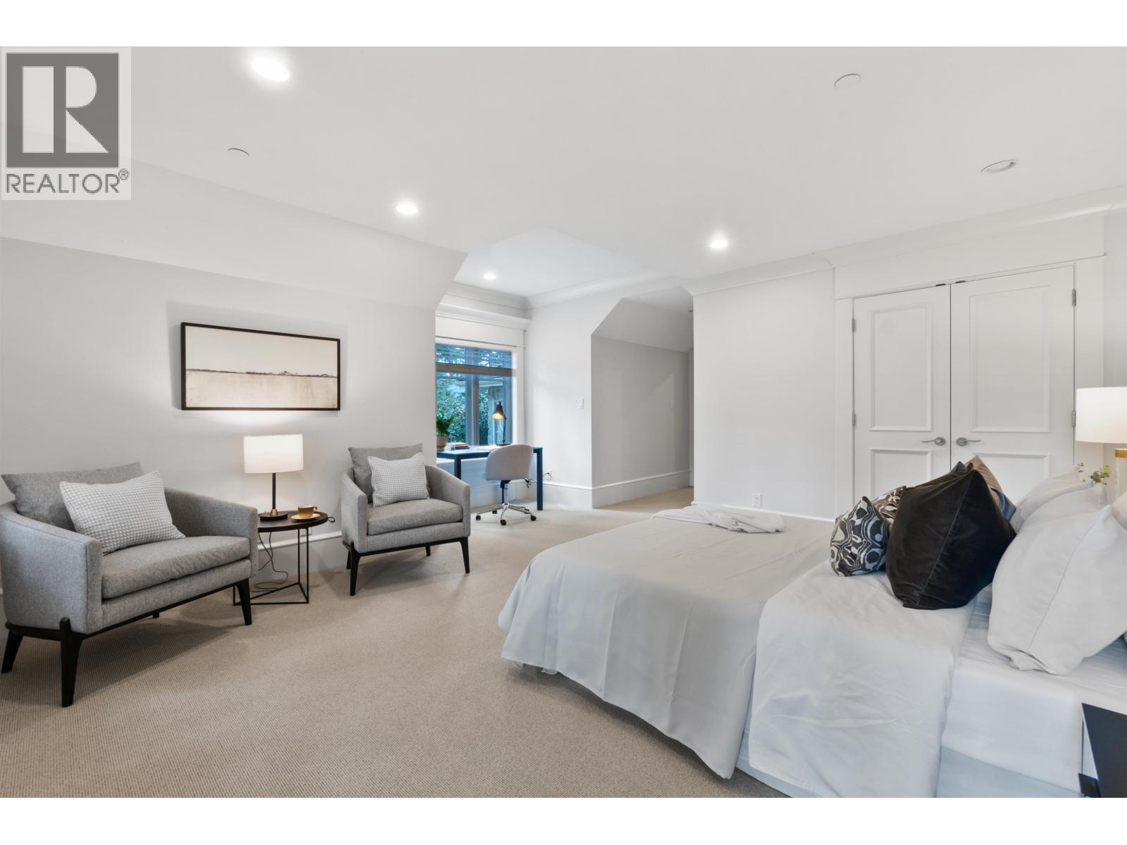 6105 GLENEAGLES DRIVE, West Vancouver