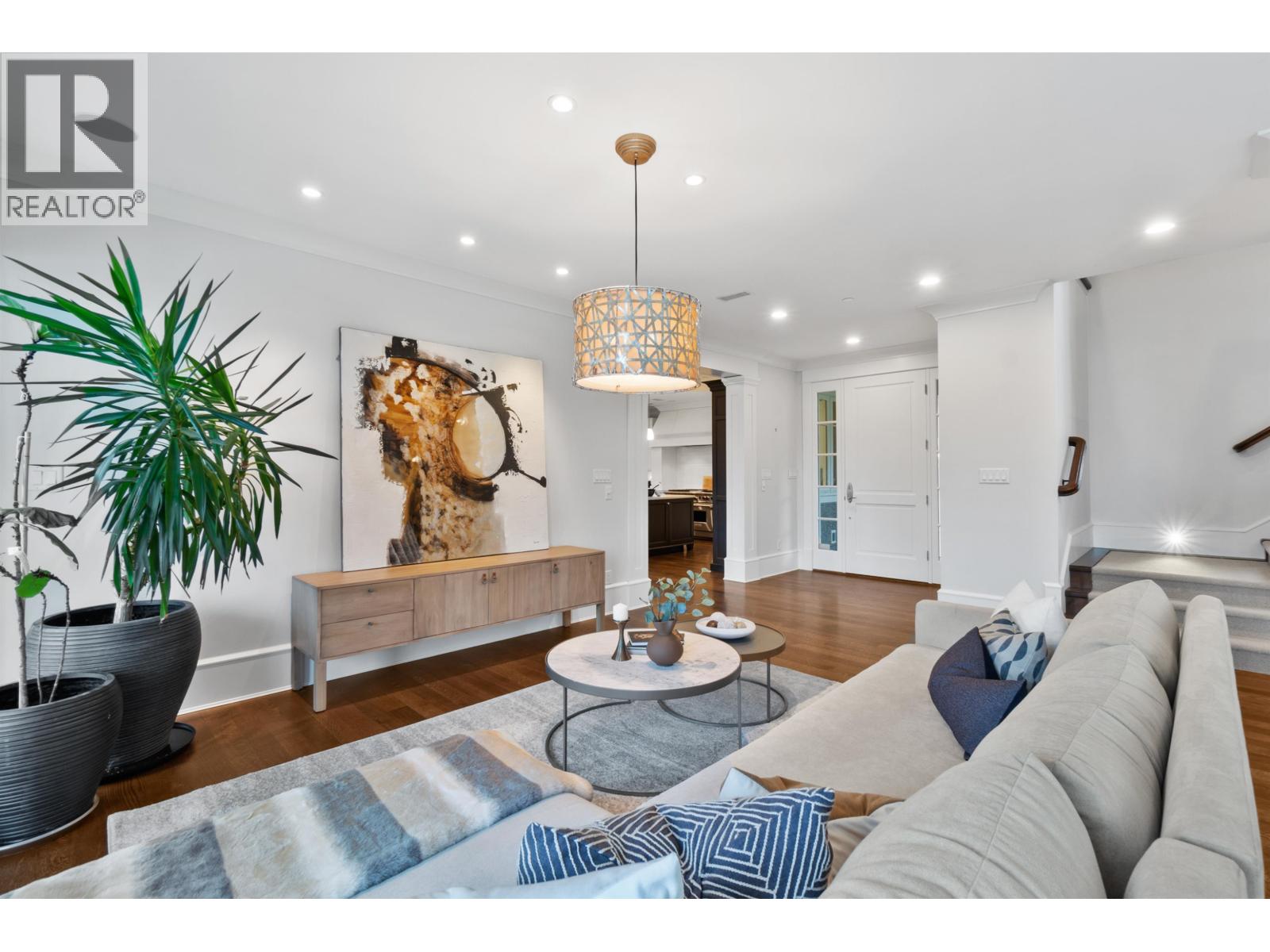 6105 GLENEAGLES DRIVE, West Vancouver