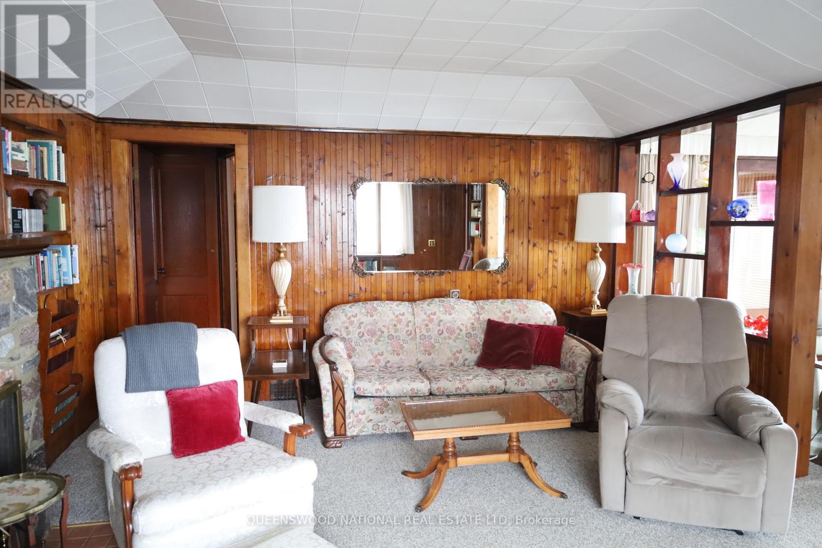 369 WIGSTON DRIVE - 33