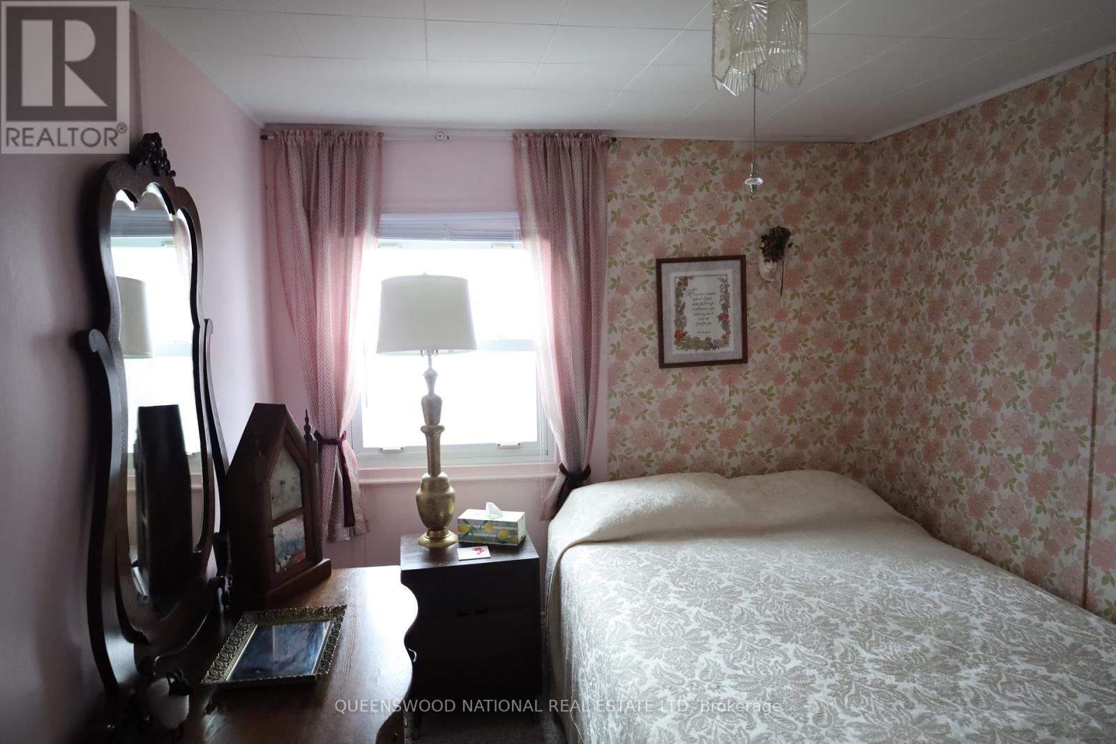 369 WIGSTON DRIVE - 31