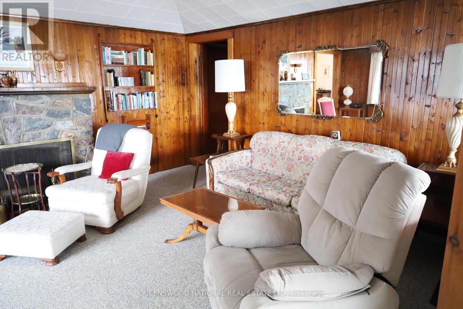369 WIGSTON DRIVE - 32