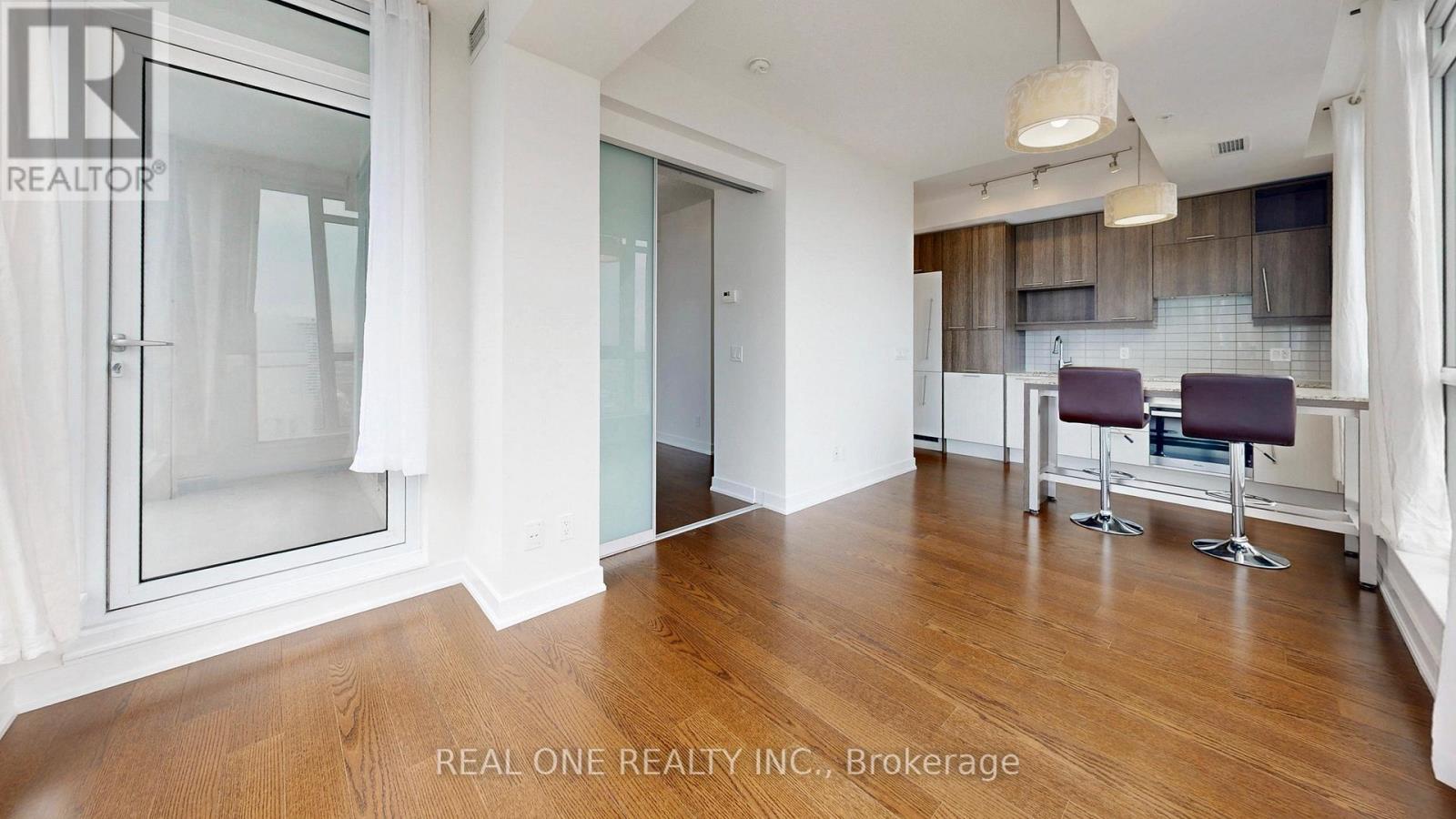 #3002 30 NELSON STREET - 10